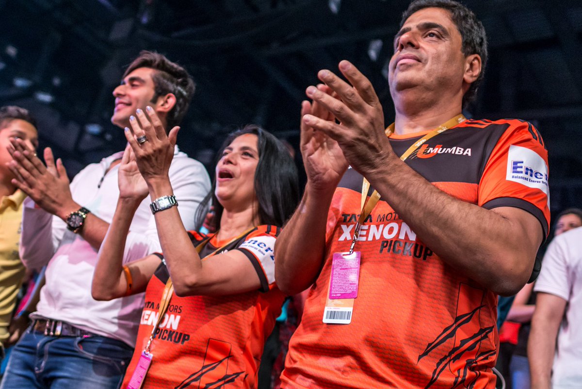 umumba's tweet photo. Moments captured on camera from the #MumBoys' win against @DabangDelhi here - https://t.co/5tTdyqnlqt #BringItBack https://t.co/zN8rn2VFQ6