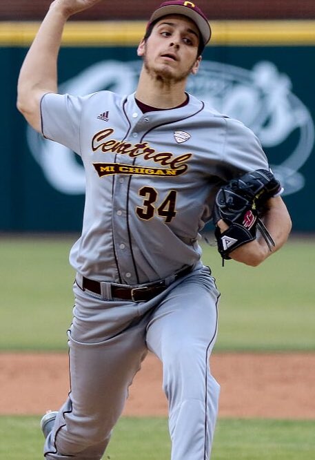 Coach Ope (@coachope) on Twitter photo FR @brettell10 gets his 1st start for the #PitchingFactory on Saturday vs <a href="/VUBaseball/">Villanova Baseball</a>
#FireUpChips FR @brettell10 gets his 1st start for the #PitchingFactory on Saturday vs <a href="/VUBaseball/">Villanova Baseball</a>
#FireUpChips