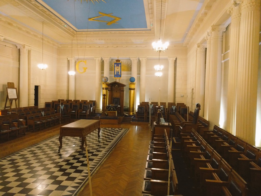 Corinthian4917's tweet photo. The temple is prepared and the dining tables are ready for our 1° ceremony tonight in #SwanseaMasonicHall https://t.co/C4ZYcqmNHy