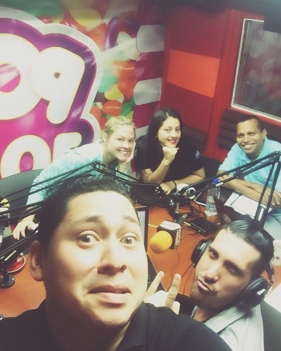 Día d piropos por @POPRadioFM <a href="/ElGrupeteFM/">ElGrupeteFM</a> @carolasulbaran <a href="/LoretoLocutor/">Loreto Locutor</a> <a href="/Jessica_Rengifo/">Jessica Rengifo</a> <a href="/vicneda/">Victor Neda</a> <a href="/beiker_jimenez1/">Beiker Jimenez</a>