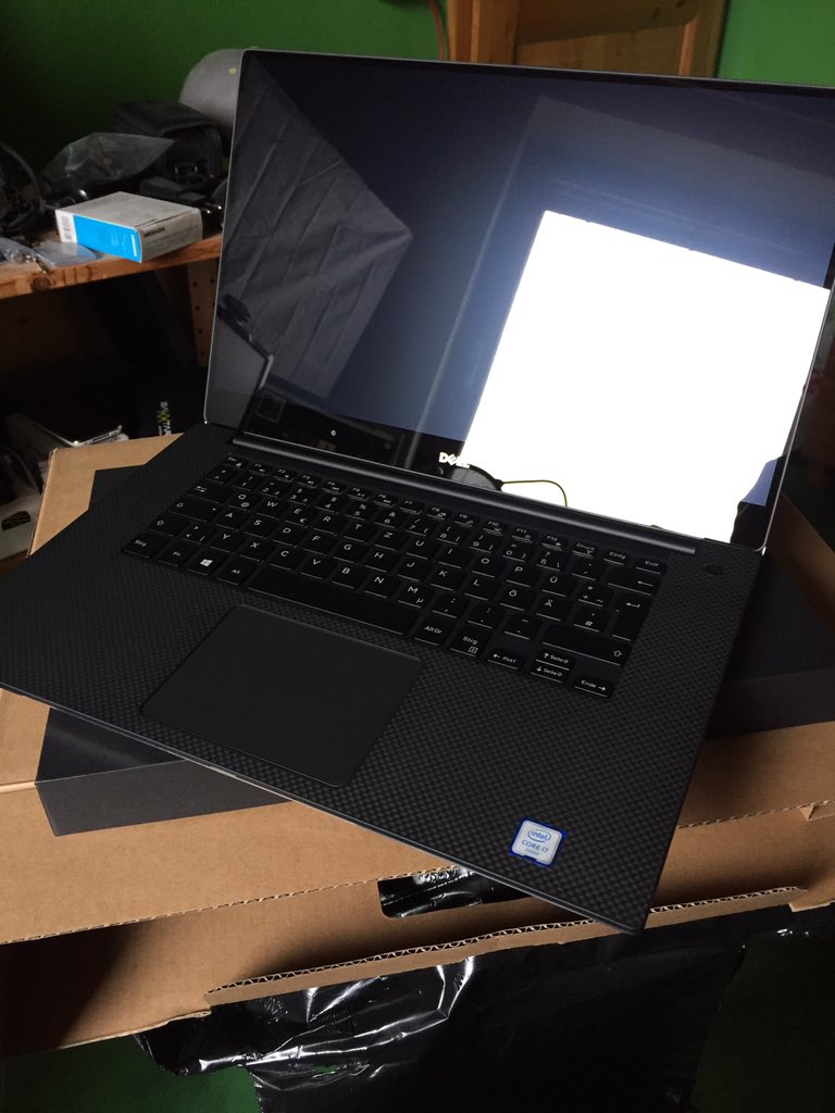 TheOwnplay's tweet photo. Dieser Moment wenn das neue XPS 15 eintrifft 😍 bald gibt's wieder ordentliche Videos 😁❤️ https://t.co/dxRTyBnyb4