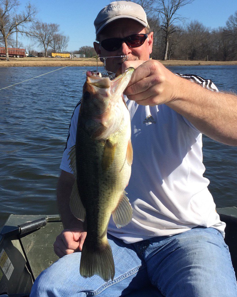 RT HMenghini: Bass fishing on the last day of February. Spring has sprung. #bass