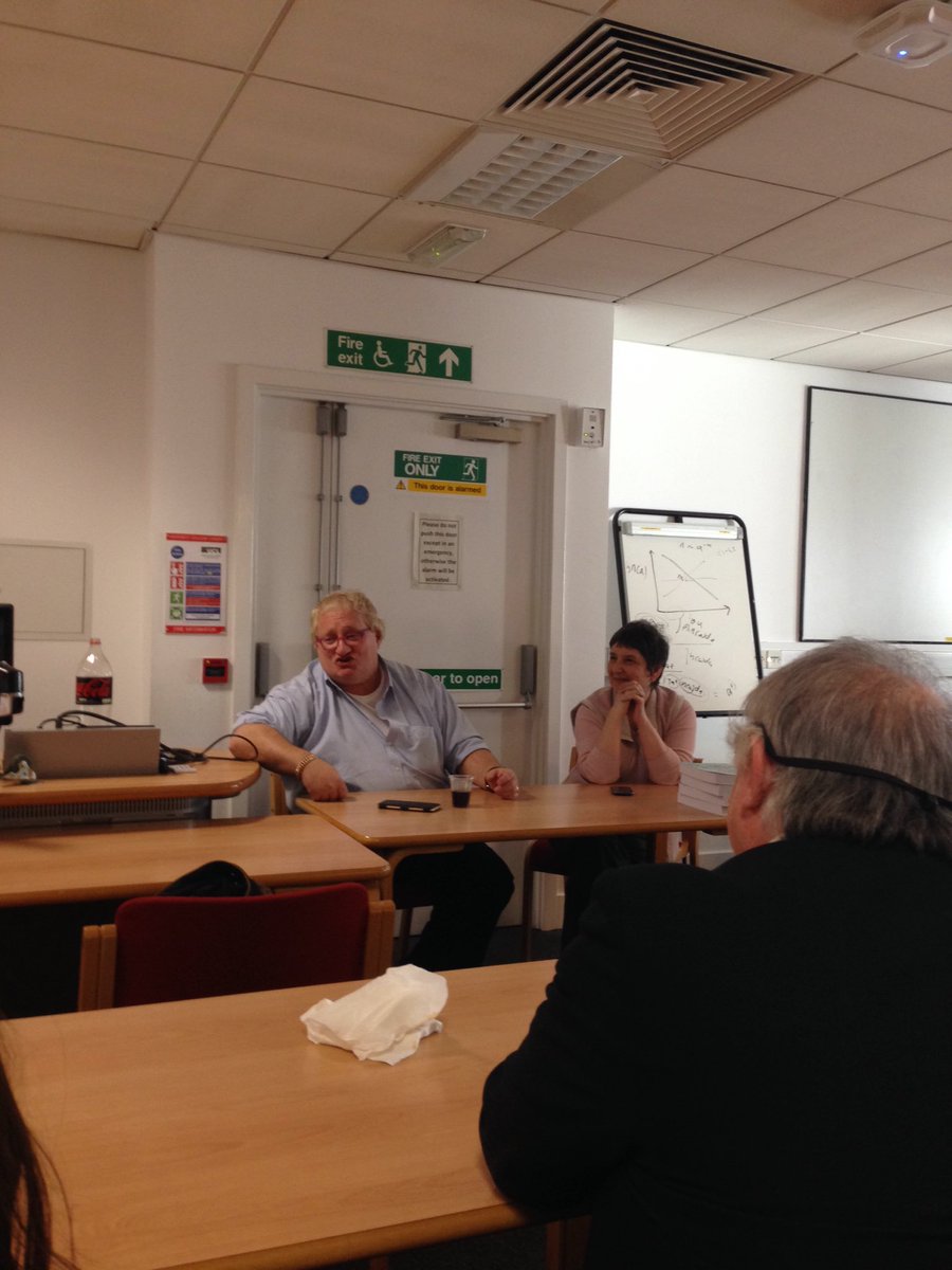 Lee_UJS's tweet image. .@UCL_JSoc with Tuvia Tenenbom for a amazing lunch and learn!  @UJS_UK