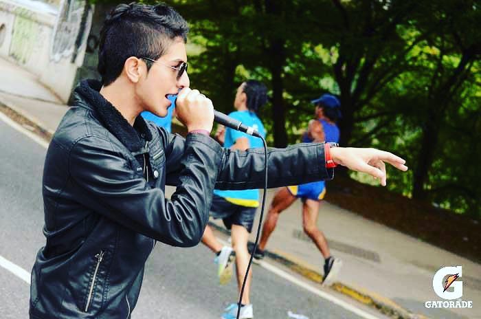 BitacoraBanda's tweet photo. Y nuestro TBT de hoy es para nuestro cantante @ManuelUrdaneta5 en la Gatorade Caracas Rock 2013 #SomosBitacora https://t.co/xz3AoD8fkS