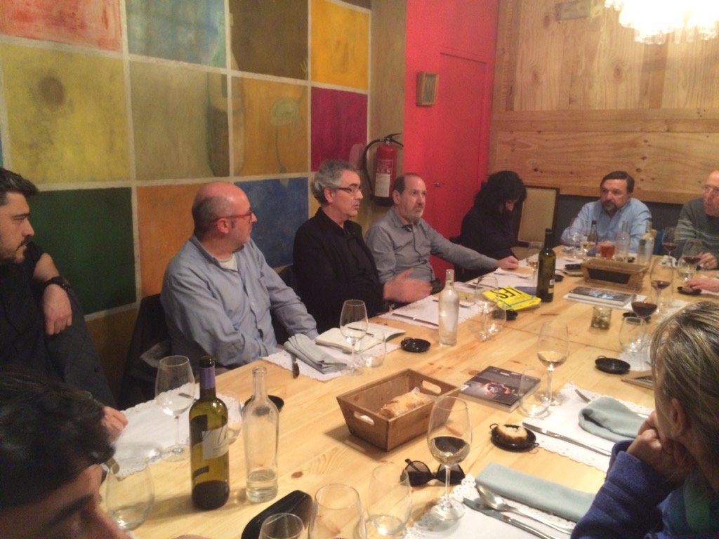 PeriodistCultur's tweet photo. Avui a l'Associació dinem amb @jaumereus, nou director de @artssantamonica @tonipunti @CastellsAda @adaparellada https://t.co/R0NTzq2GTm