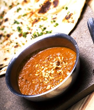 cual_estuplan's tweet photo. Después del trabajo cena con #Tapas inspiradas en India, Turquía y Mediterráneo en #ElMat Cr.4a#26b-14 @TapasyElMat https://t.co/rkjWC7SN5V