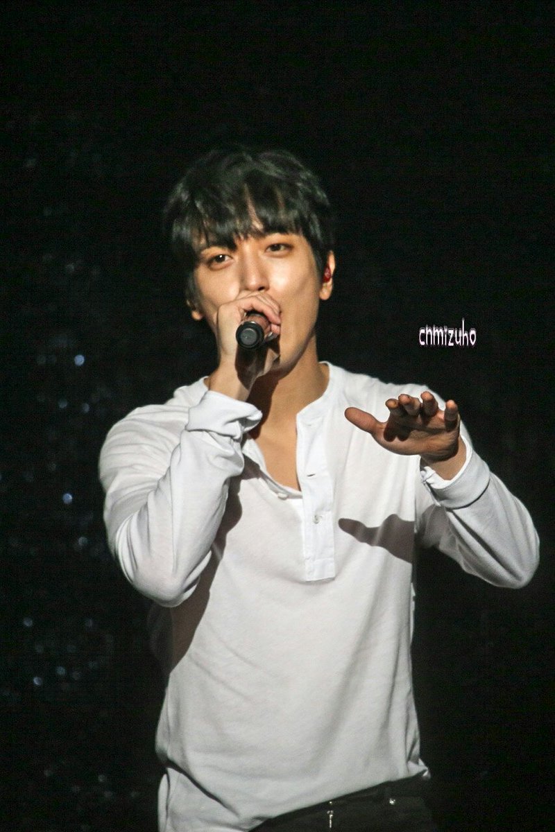 cnmizuho's tweet photo. 160227 #CNBLUE ##씨엔블루 #ComeTogetherInGuangzhou #정용화 #YongHwa (2)
@JYHeffect https://t.co/FhEhV71Qo4