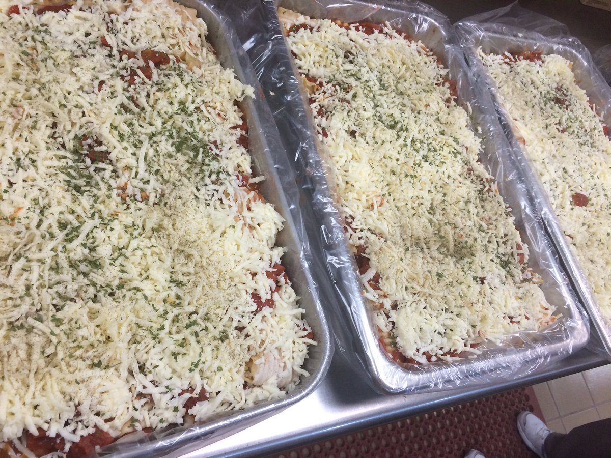 LasagnaForLife's tweet photo. RT CrestwoodSupt: Trays of freshly made lasagna ready to go in the oven at CPS!!! https://t.co/9aK8I6FzAD