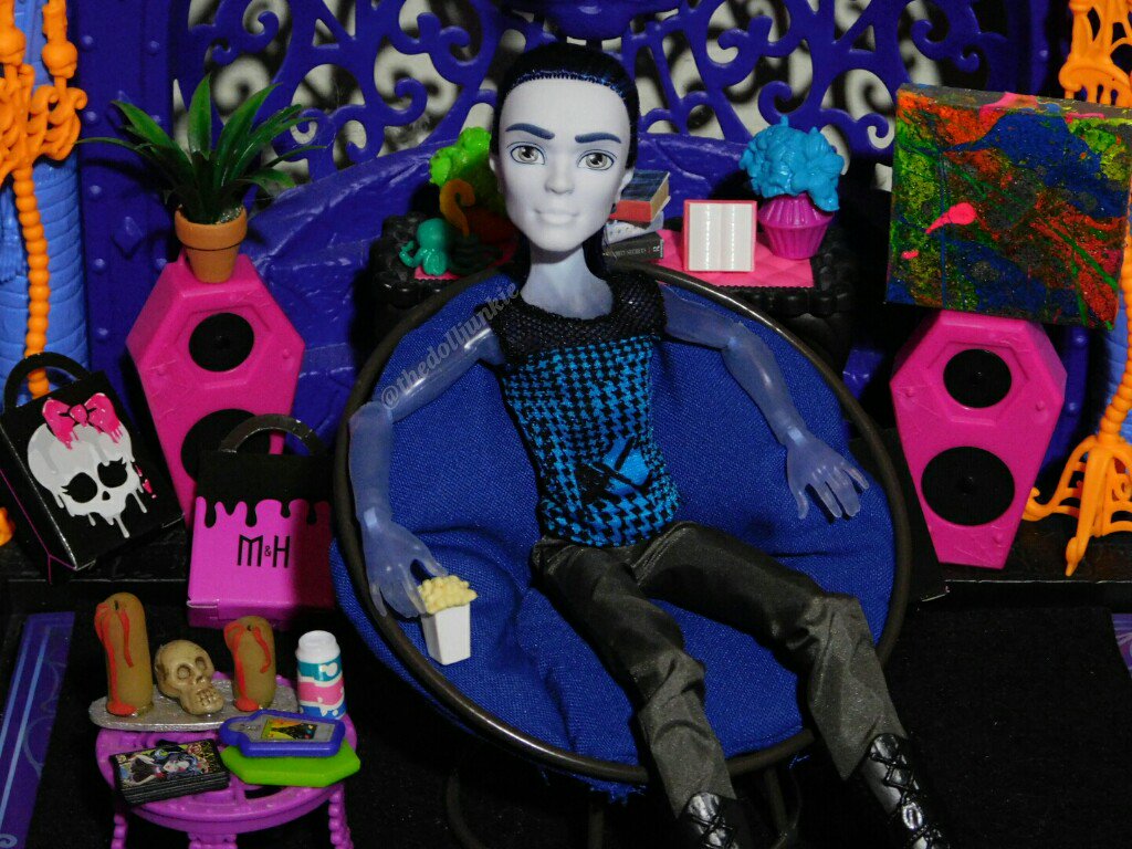 TheDollJunkie's tweet photo. Showing  a lil Manster Appreciation for @MonsterHigh 's Invisibilly 💕 https://t.co/hojyNruewO