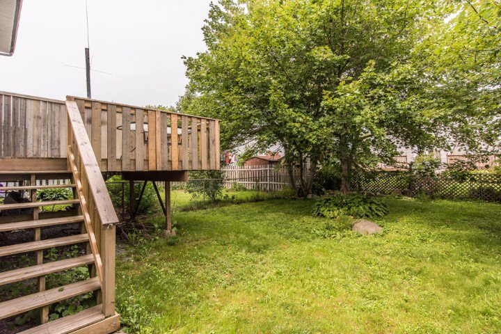 HomeKeyRentals's tweet image. For Rent #Dartmouth 3Br 3Lvl 1.5 Bth Semi Avail April 1 Montebello area. Fenced yard homekeyrentals.com