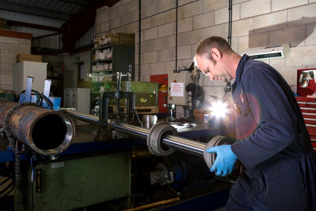TheDirectGrp's tweet photo. #engineering #milling #grinding #skilled #quality #precision #remanufacturing #industry #BusCoach #truck https://t.co/ZdAwya4obC