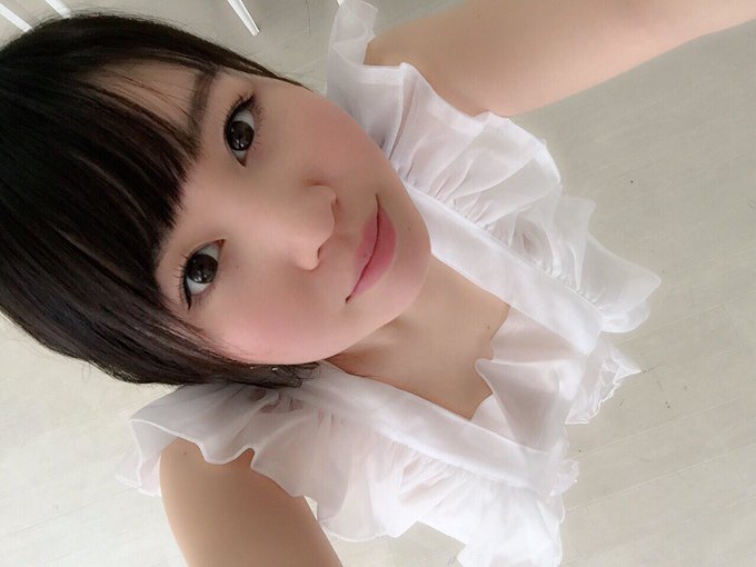 すけすけエプロン可愛い(-_-) 男の夢なのでしょうか、、、笑  うしじまいい肉さんブランド☺︎💓 https://t.co/GJZC7M4d1R