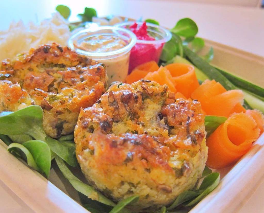 mojoboxbento's tweet photo. Sneak peak of our delicious veggie bake! #sneakpeak #veganbake #mojobox #bentobox #picnic #springfood #health #vega… https://t.co/x585pYns9R