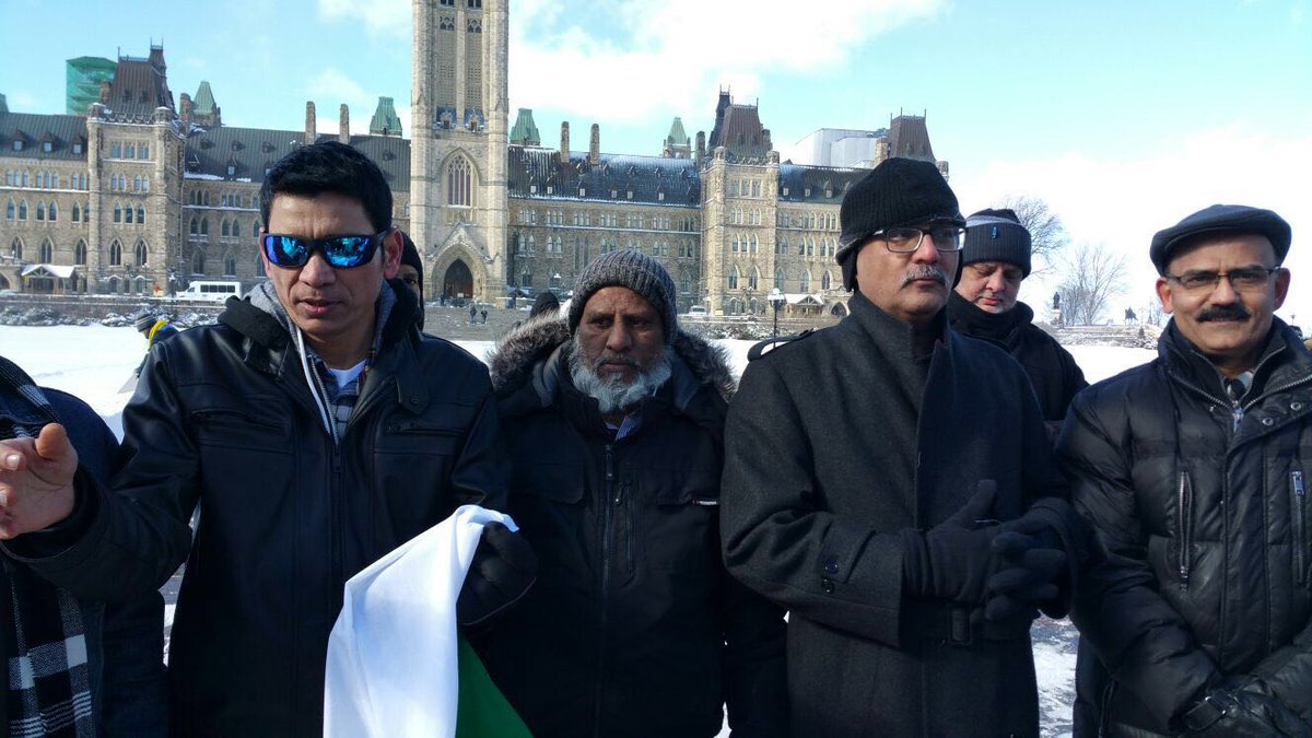 JazibBaba's tweet photo. Canadian workers during #HungerStrikeForAltaf https://t.co/G9mjBE9T6Q