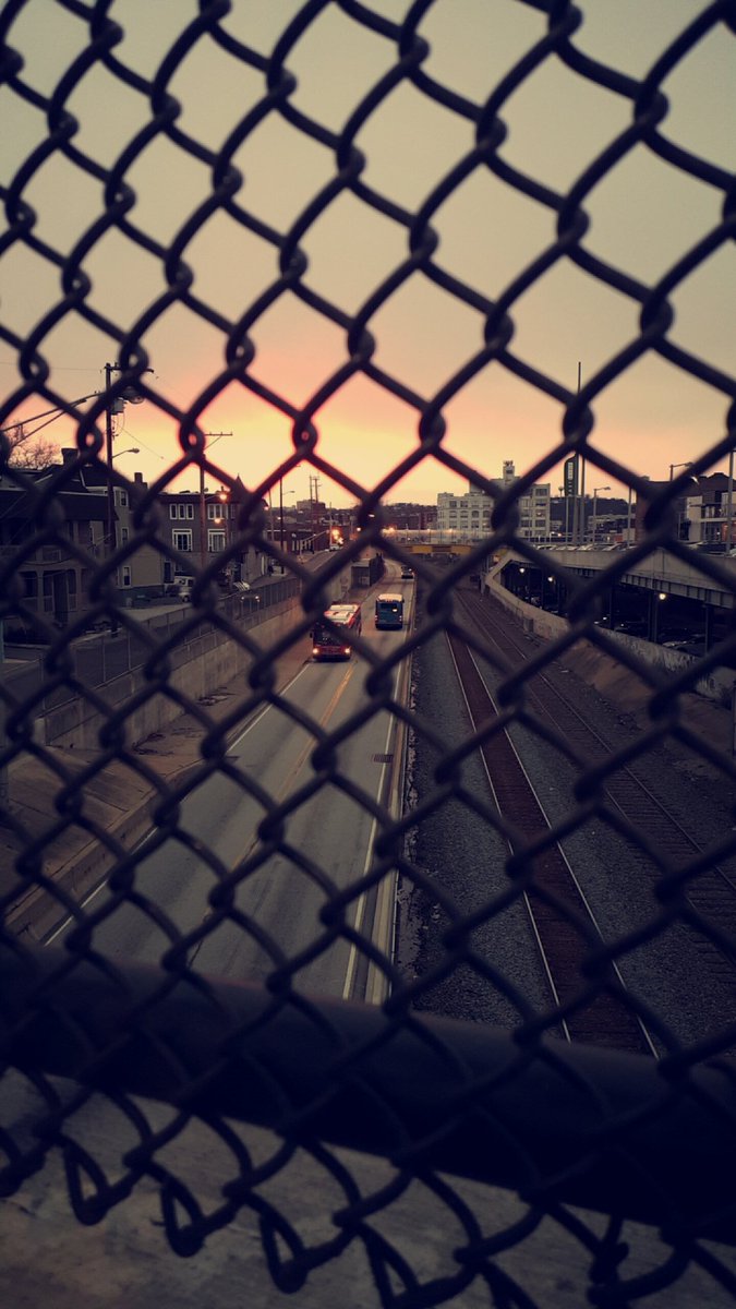 PGHFIT's tweet photo. Good morning 🌇
#Pittsburgh #FitFam #PittsburghFit https://t.co/ahdmz13pg6