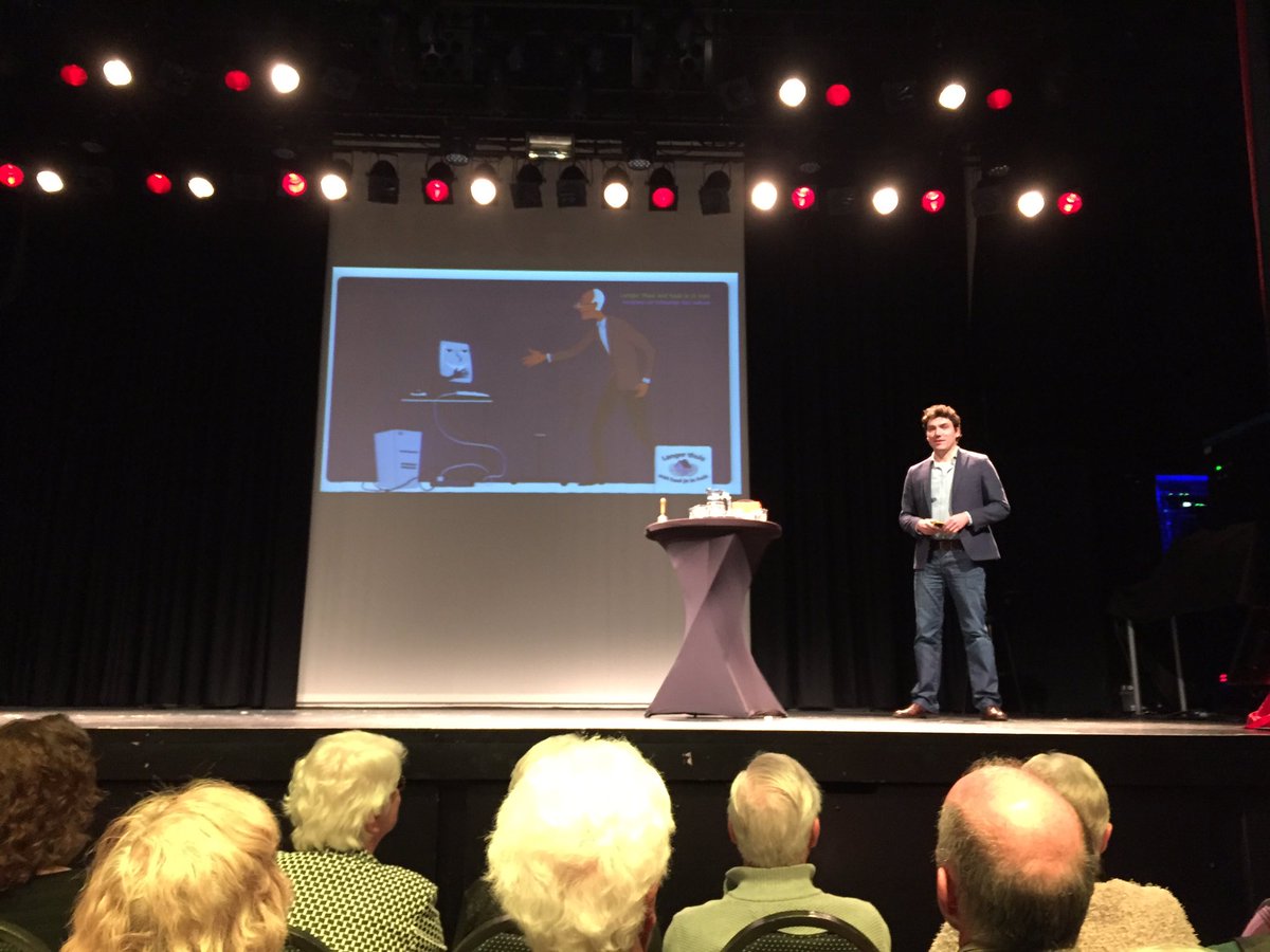SeniorWise_eu's tweet photo. Sebastiaan Peek over technologie acceptatie onder ouderen in de Cacaofabriek @LangerThuis #UX #AAL #aging #ehealth https://t.co/n8MINjyDrz