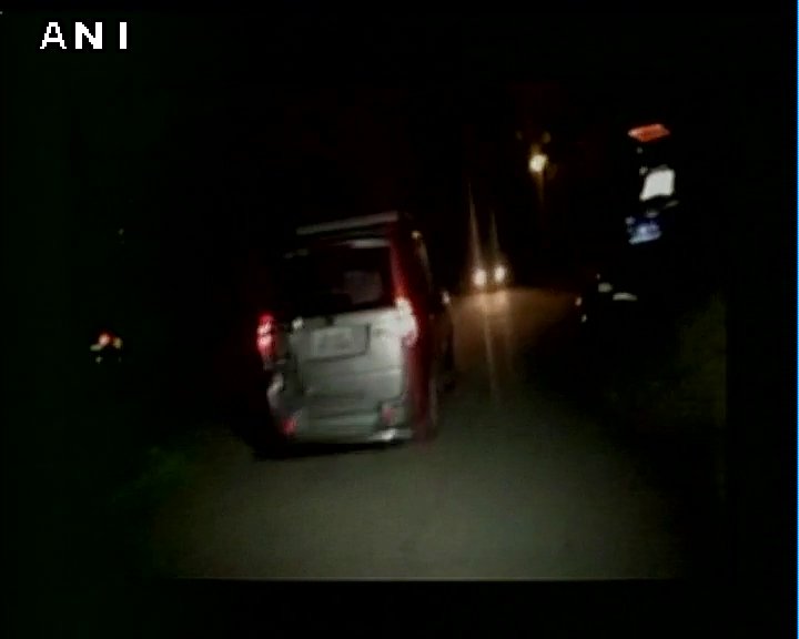 ANI's tweet photo. #KanhaiyaKumar reaches #JNU after being released from Tihar jail. https://t.co/6tN59K0Rm1