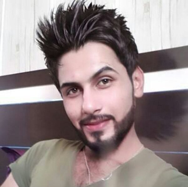 وتظحك رغم الوجع كم أنت شجاع ياقلبي##