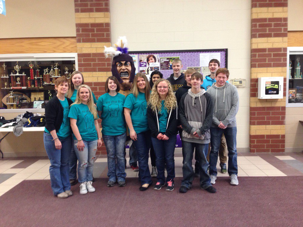 thompso77862803's tweet photo. Dodgeland's Academic Decathlon Team is ready for the state competition! https://t.co/WdPTj8jrvI