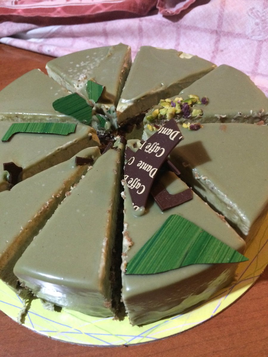 CaloSgherli's tweet photo. #Pistacchiosa!!! La #docezza delle dolcezze!!! #solocosebuone πππ°π¦ #sweet https://t.co/Rhkpl57wds