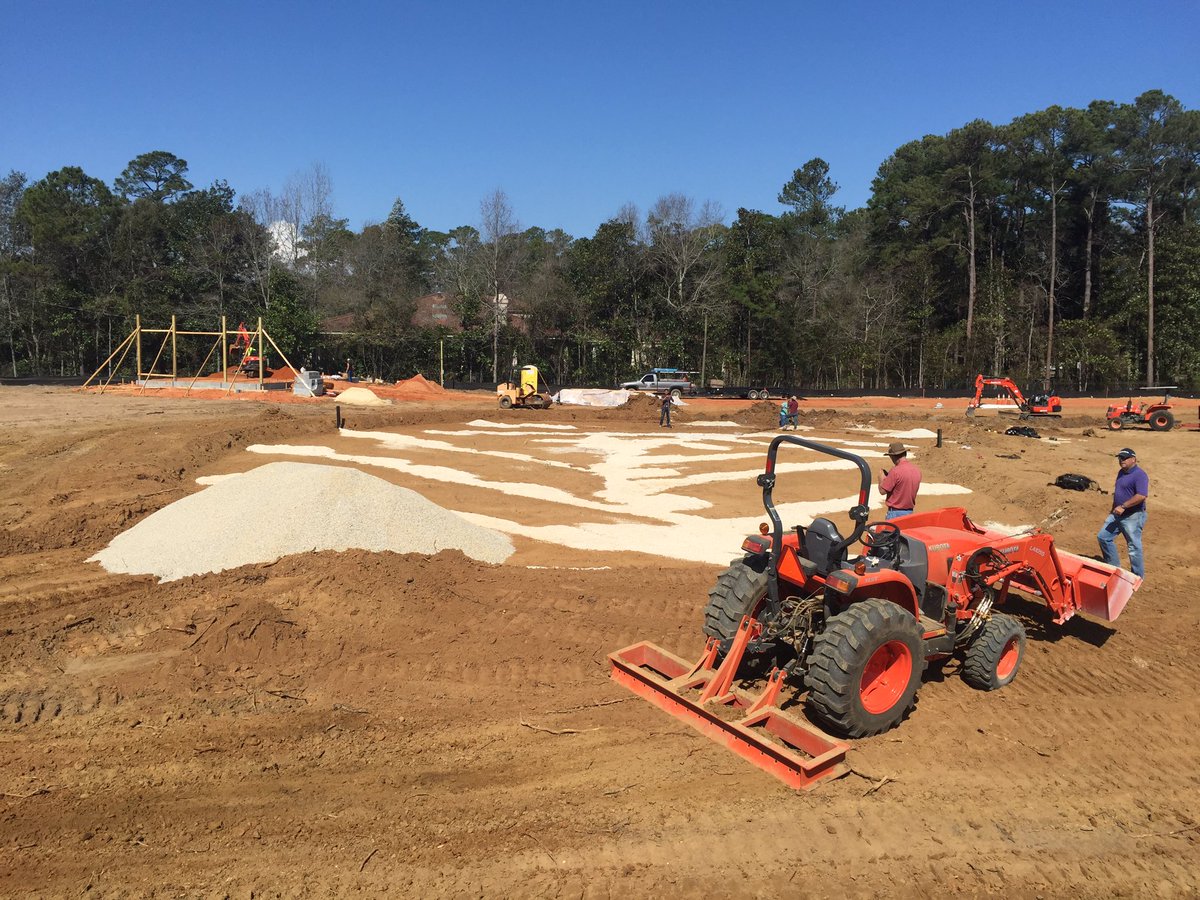 simonparkincgcs's tweet photo. The Experience at The Lakewood Club is starting to take shape!
#newpracticefacility https://t.co/5Hplsz8wgT