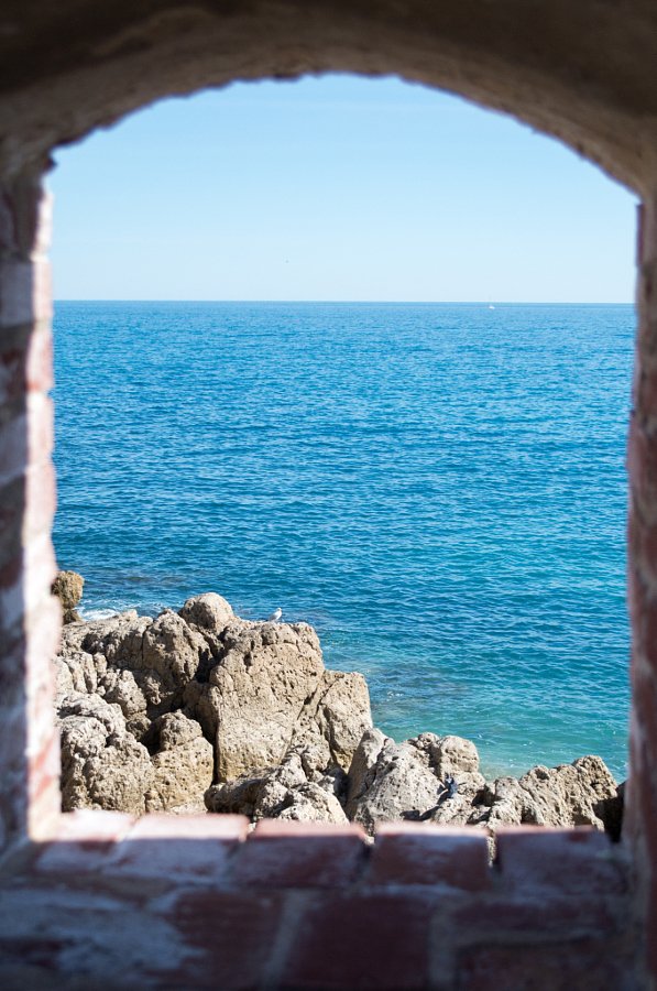 SolihullPhotog's tweet photo. New photo on 500px : Framed Sea #photography #image https://t.co/bIps7xO4CO