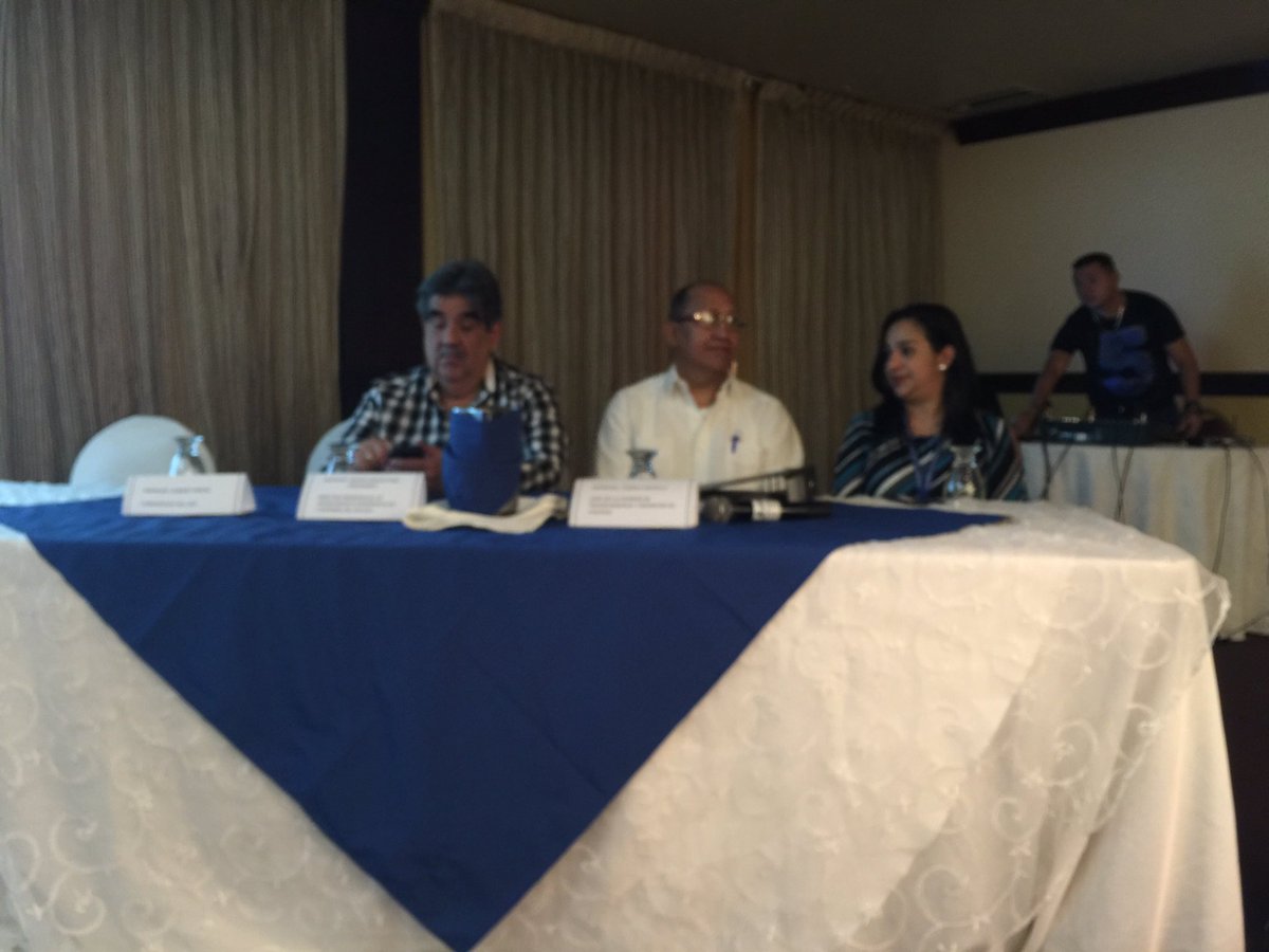 AGA_Honduras's tweet photo. Estamos listos para iniciar la Jornada de Sensibilización #IIIPAGAH2016-2018 #SanPedroSula @Transparencia_H https://t.co/4mf3AbnzKF