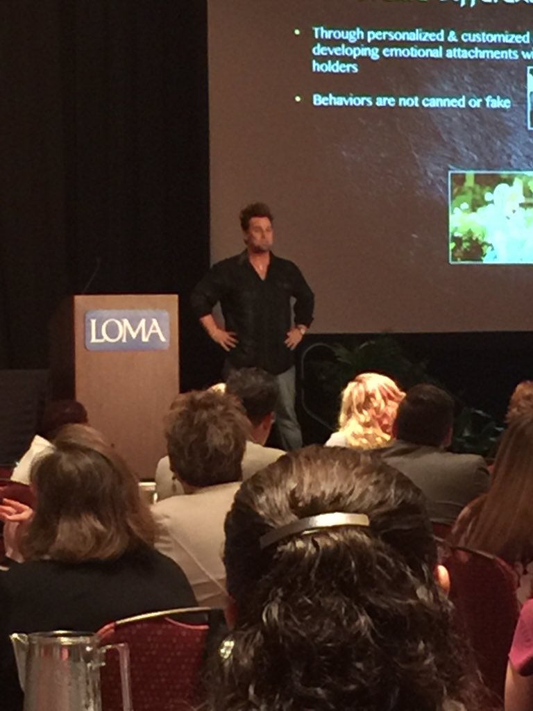 marvinjones01's tweet photo. Great Opening Keynote Speaker at the 2016 LOMA Customer Service Conference #LOMACSC   Jim Knight..Service That Rocks https://t.co/nqLUOoDVvH
