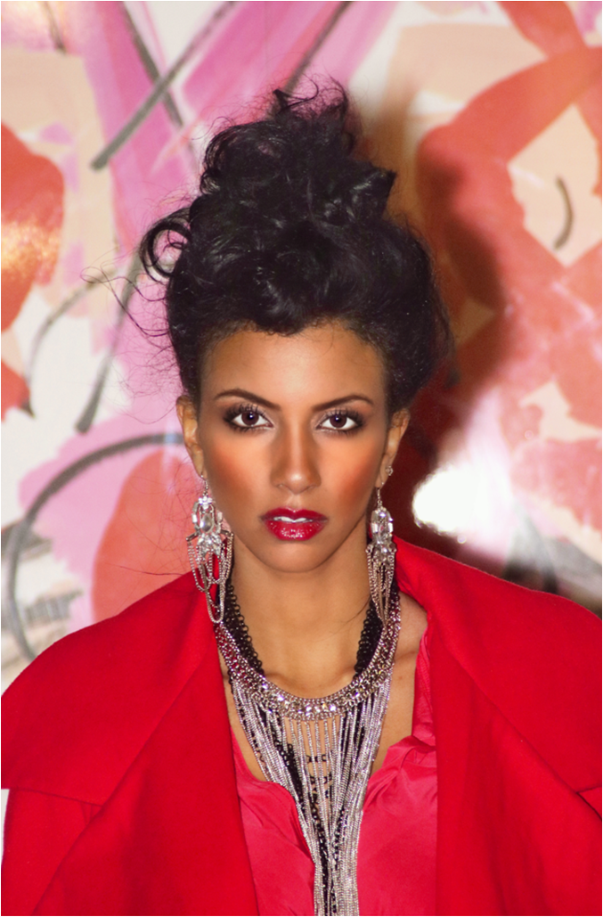 SKLuxuryMNGT's tweet photo. SIAH HOWARD published today in @houseofsolomag !
Style Kandi Makeup, Hair, Fashion, Stylist: Shenelle
#StyleKandi https://t.co/x2wQ91Xgun