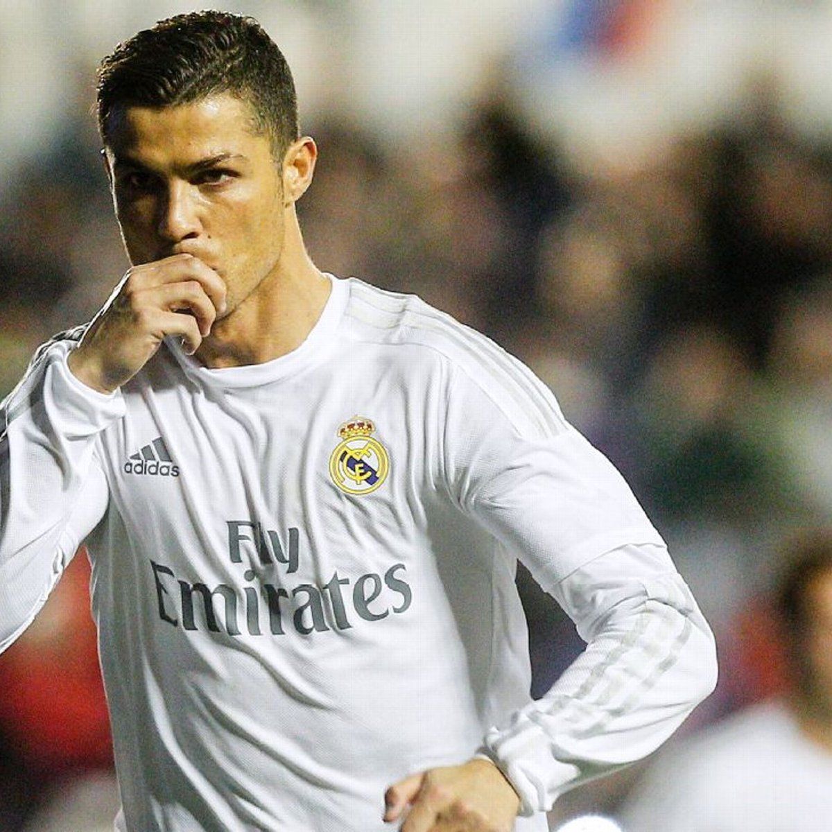 ASRoma_MP's tweet photo. #CristianoRonaldo says #RealMadrid motivated for Champions League: ESPN FC's Gab Marcotti… https://t.co/BFPQGmY8Ho https://t.co/57ymxnyfHF