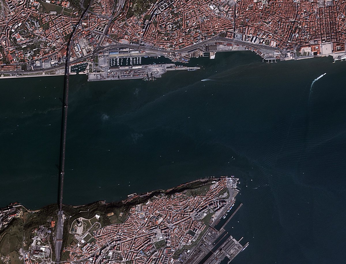 Göktürk-2, Lizbon Portekiz, 11 Nisan 2015 blog.gezgin.gov.tr/?p=1283