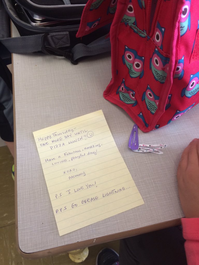 mrs_capocci's tweet photo. I love to see how parents support literacy from home! #authenticlearning #notefromhome #fdk #familypartners https://t.co/vRyehVF7MR