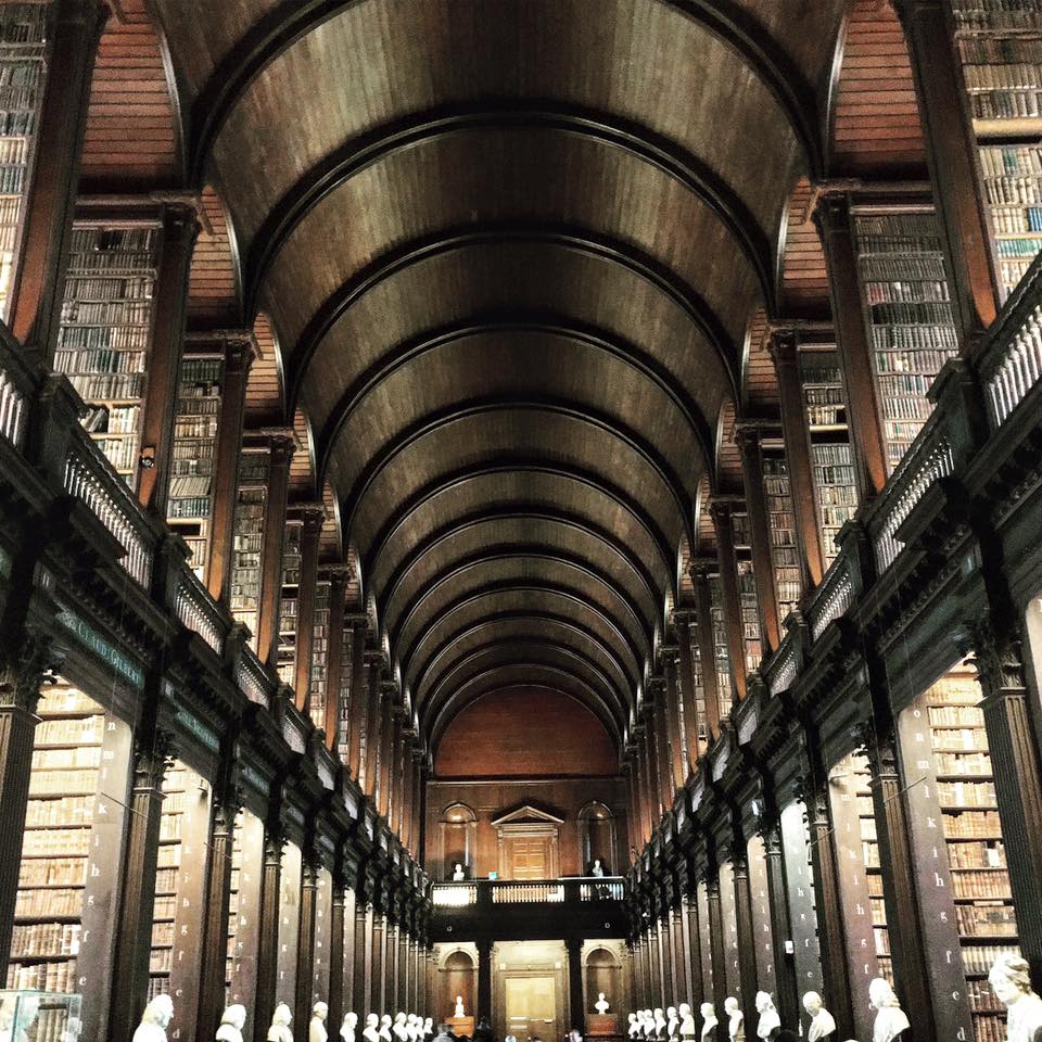 eatlivetraveldr's tweet image. The most beautiful library I have ever seen. #Dublin #WorldBookDay