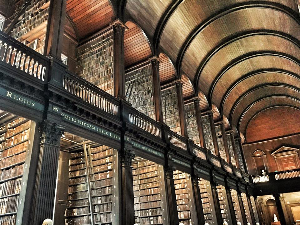 eatlivetraveldr's tweet image. The most beautiful library I have ever seen. #Dublin #WorldBookDay