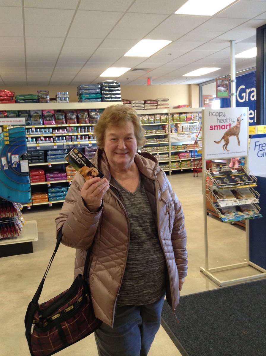 Marlboro Petsmart tweet media