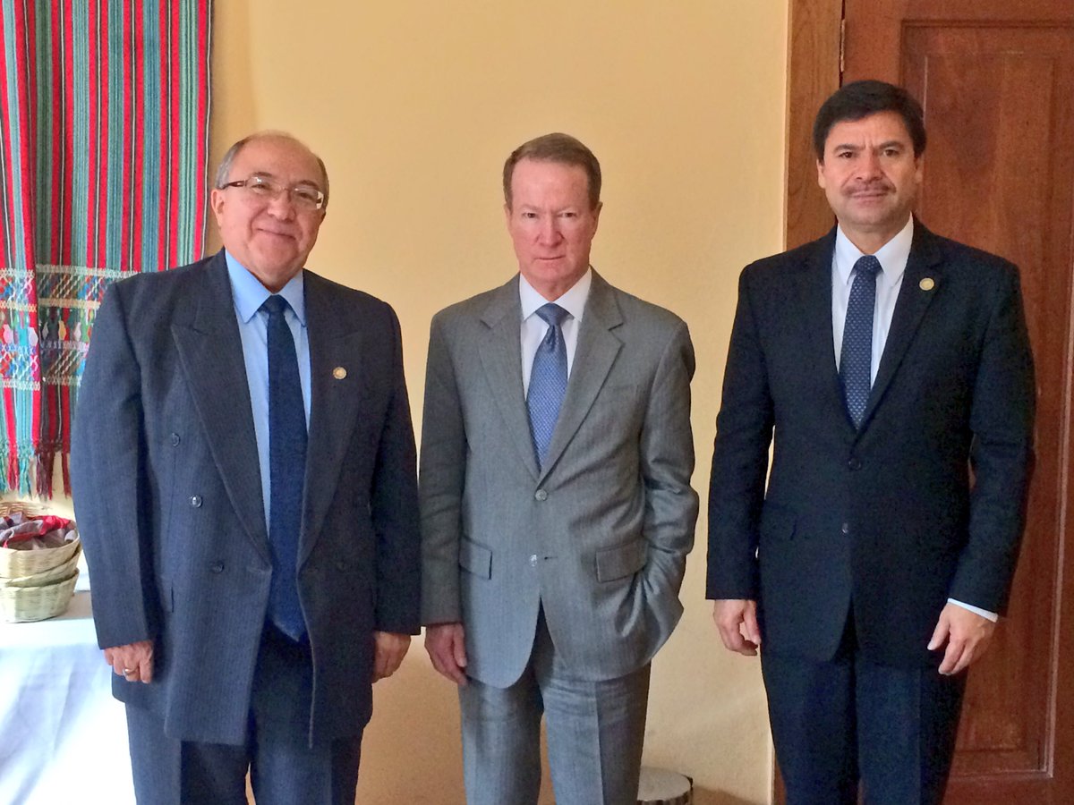 usembassyguate's tweet image. #EmbBrownfield se reunió con representantes del @OJGuatemala para discutir temas de justicia en Guatemala