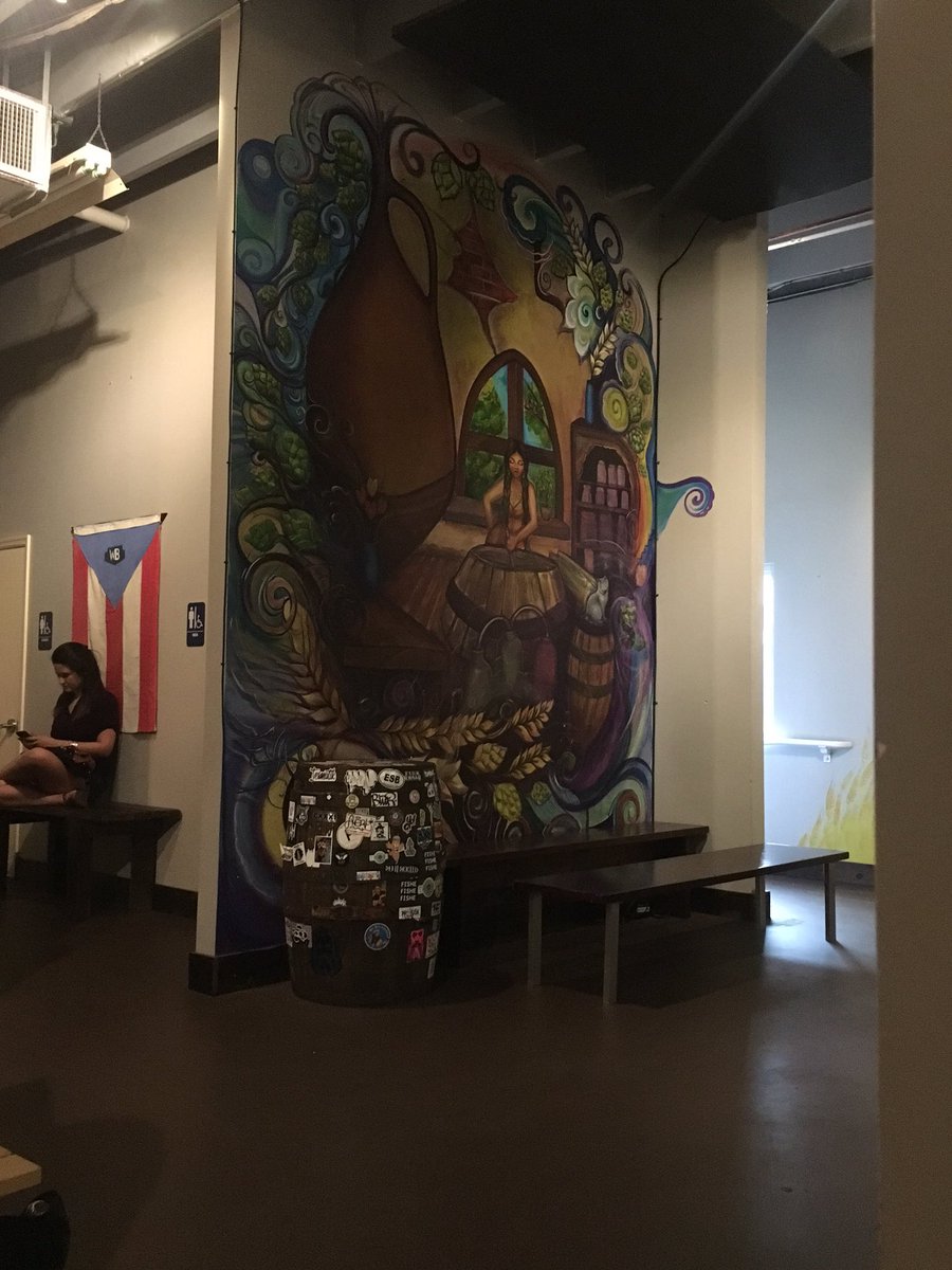 SwimBlueCoral's tweet photo. @WynwoodBrewing nice vibes! #bewer #miami #ThursdayFEELING #love https://t.co/dIPkaIV5Dr