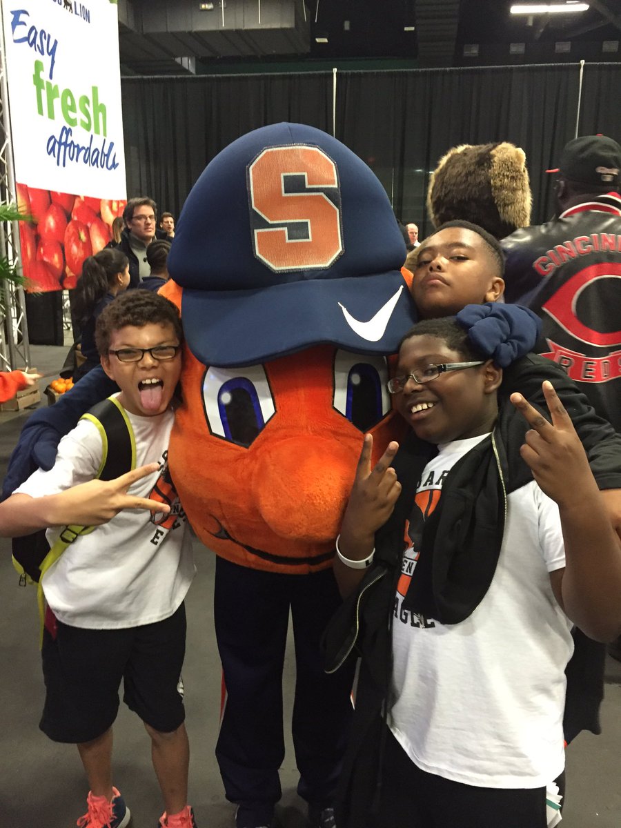 A_Boleratz's tweet photo. #Orangemen #accwbb @CES_Counselor1 @CES_SchoolSW https://t.co/1RrsPoHD15