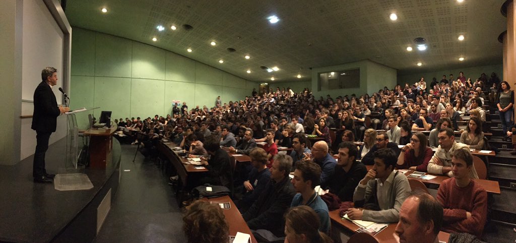JLMelenchon's tweet image. 400 étudiants pour la conférence de Jean-Luc Mélenchon à @Sc_Po_Rennes. Merci au #MouvementGerminal pour l'invit'.