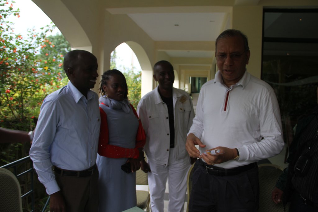 Rotary Club Musanze (@rmusanze) on Twitter photo The real Rtn friendship shown to our <a href="/RMusanze/">Rotary Club Musanze</a> club; thanks for your love <a href="/KRRavindran105/">K.R. Ravindran</a> and emekaoffor. The real Rtn friendship shown to our <a href="/RMusanze/">Rotary Club Musanze</a> club; thanks for your love <a href="/KRRavindran105/">K.R. Ravindran</a> and emekaoffor.