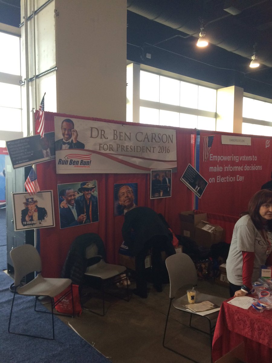 DraftRunBenRun's tweet photo. Come find us at CPAC for wristbands and Ben buttons! #CPAC2016 https://t.co/iukxG1XTGk