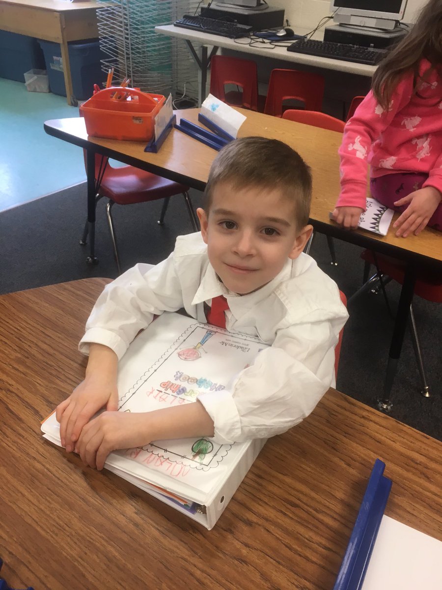 dheumann20's tweet photo. Classroom visits! We are all LEADERS in Mrs. Heumann's class! https://t.co/sjC9ilBthV