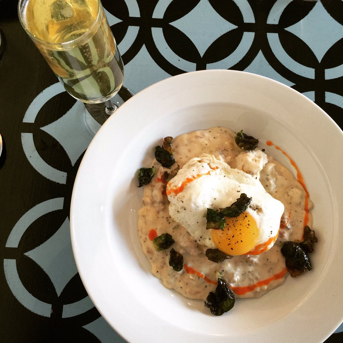 KellyFitzgerald's tweet photo. Did I mention there was also a #saturday #brunch #rva #rvadine #rvabrunch @kinfolkfood https://t.co/IJBu5lLRqf