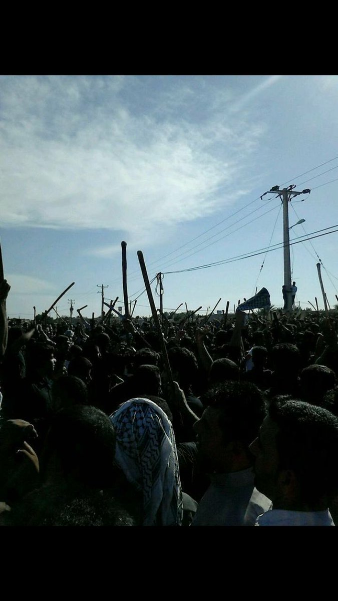 nasserjabor's tweet photo. عاجل : مواجهات عنيفة بين المواطنين الأحوازيين وقوات الاحتلال في منطقة أوشار شرق الفلاحية وسقوط جرحى من الأمن الفارسي https://t.co/PyqzfZWWs6