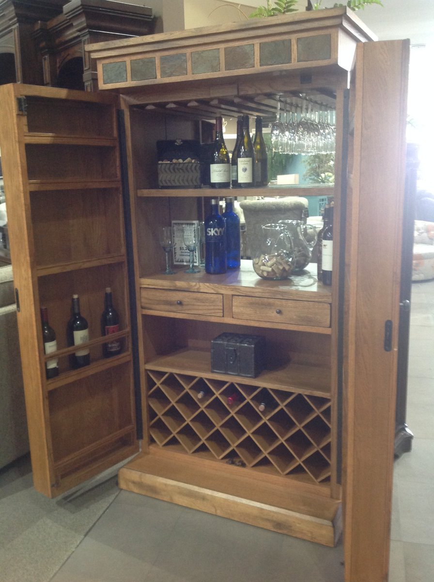 DesignSourceAZ's tweet image. Looking for dinning furniture? Living room? @DesignSourceAZ has it all! #comfort #onestop