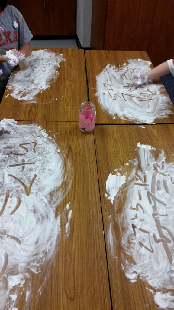 MrsBishop2nd's tweet photo. Shaving cream fact families! #mathfun #openhouseready @LindseyElem https://t.co/Wkx9f1NTIW