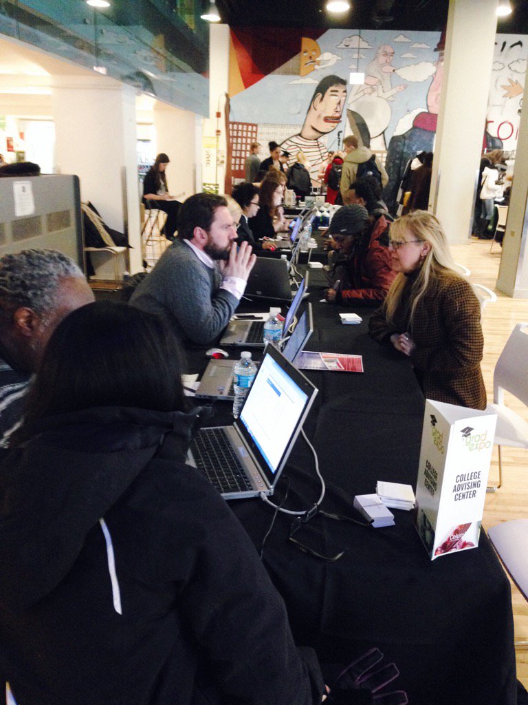 ColumAdvising's tweet image. We are kicking off a day of advising at the #GradExpo get to 1104! bit.ly/1QLJwSX #seniors