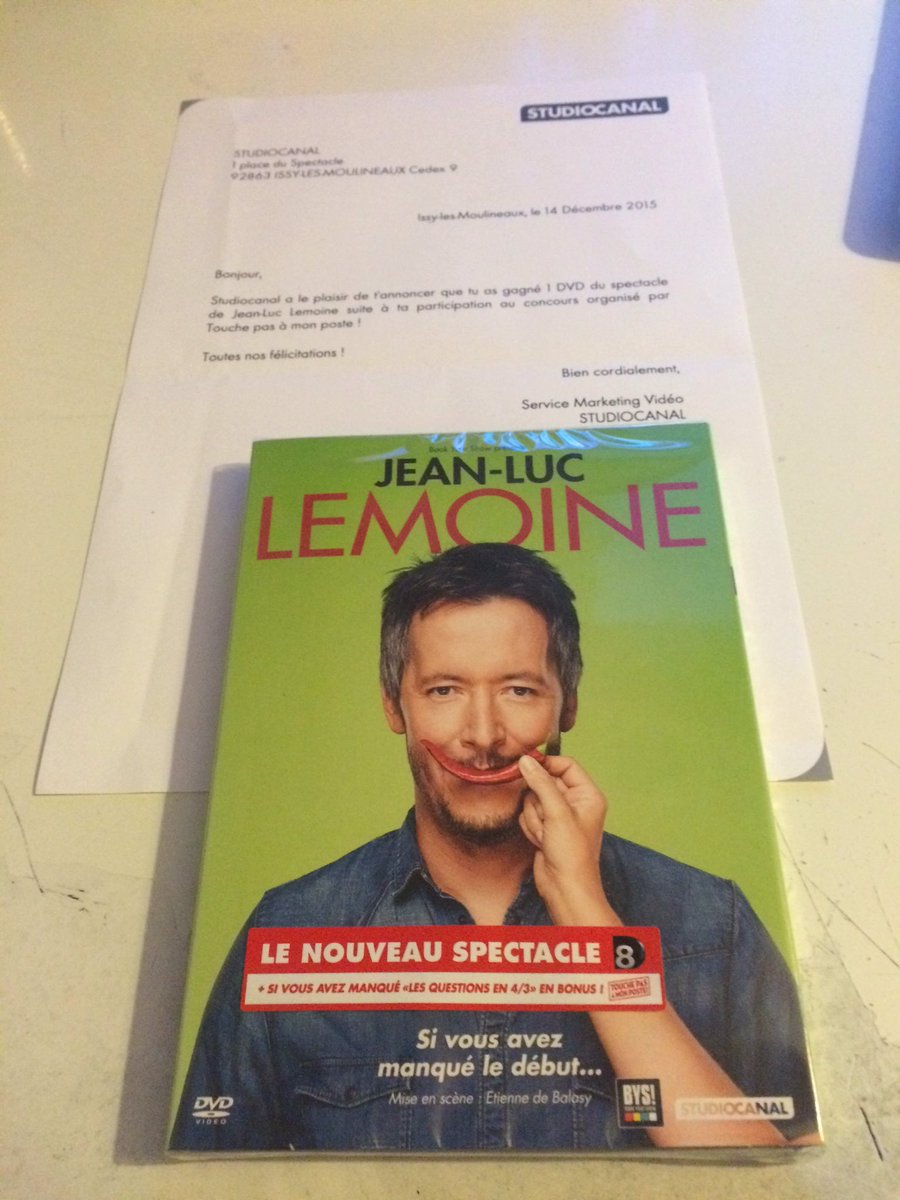 NMalaboeuf's tweet photo. Je l'ai toujours pas déballé en plus 😊 Merci @TPMPofficiel @JeanLucLemoine #SpectacleJeanLuc #TPMPCadeau https://t.co/U3ZXWs6Ehh