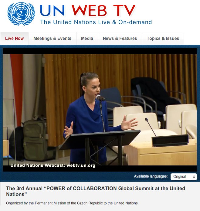 NatashaTsakos's tweet photo. Art is no longer confined to a box. And Artists no longer to their patrons. #UnitedNations #Poc2016 https://t.co/eBtNVgX1a5