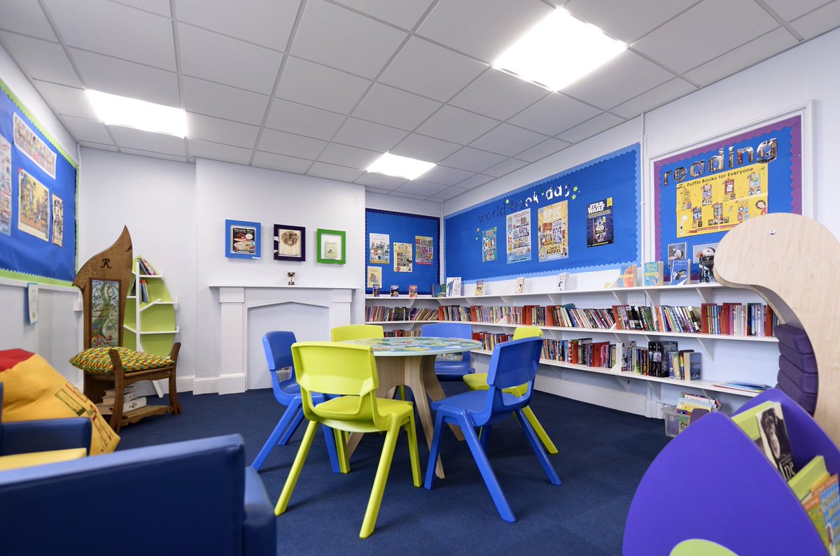 MerchantsCrosby's tweet photo. MTPS's new library is looking brill and getting great use already. Thank you to @MTGSPTA for their generous donation https://t.co/MI4rc5ZjJG